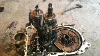 Воет коробка передач на калине что делать?