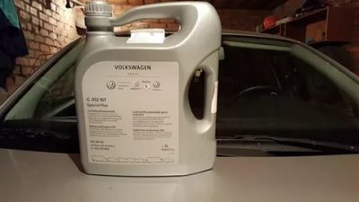 Volkswagen polo какое масло заливать в двигатель?