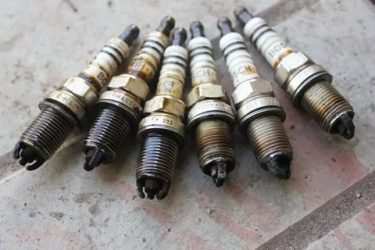 Залило свечи бензином что делать?