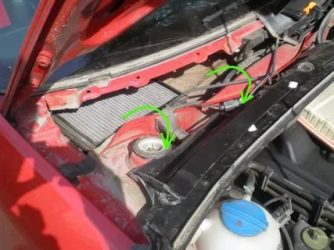 Замена салонного фильтра шкода октавия а4