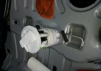 Замена топливного фильтра ларгус 16 клапанов